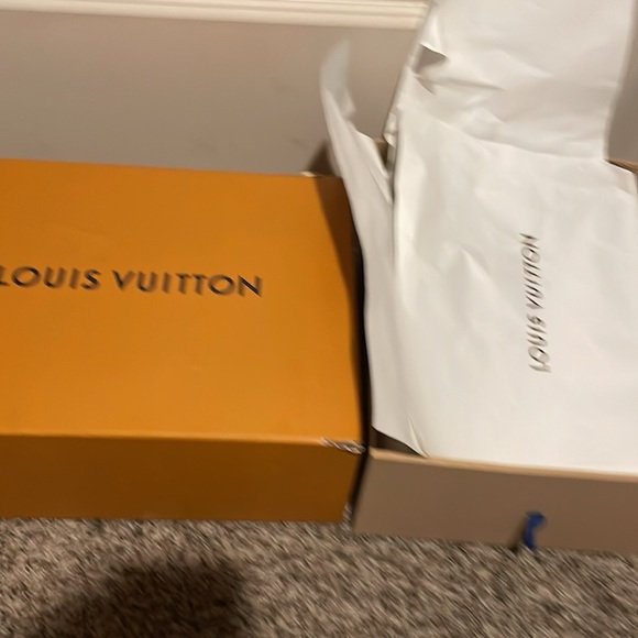 Louis Vuitton x Yayoi Kusama Trainer (Black Print) - Picture 7 of 8